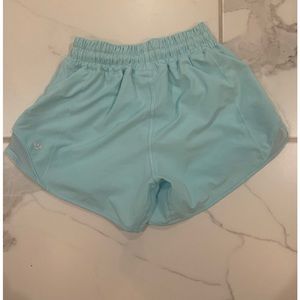 RARE!! NEVER WORN ICING BLUE HOTTY HOTS SIZE 0! ‘4 inch